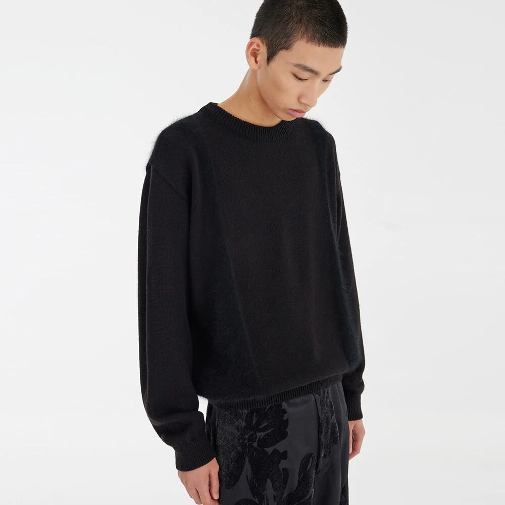 Curved Angora Knit - Black