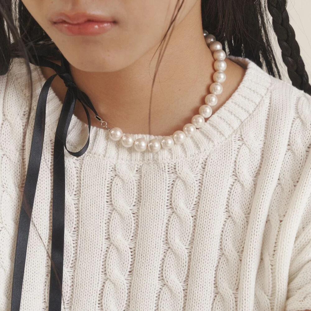 Love Ribbon Pearl Necklace