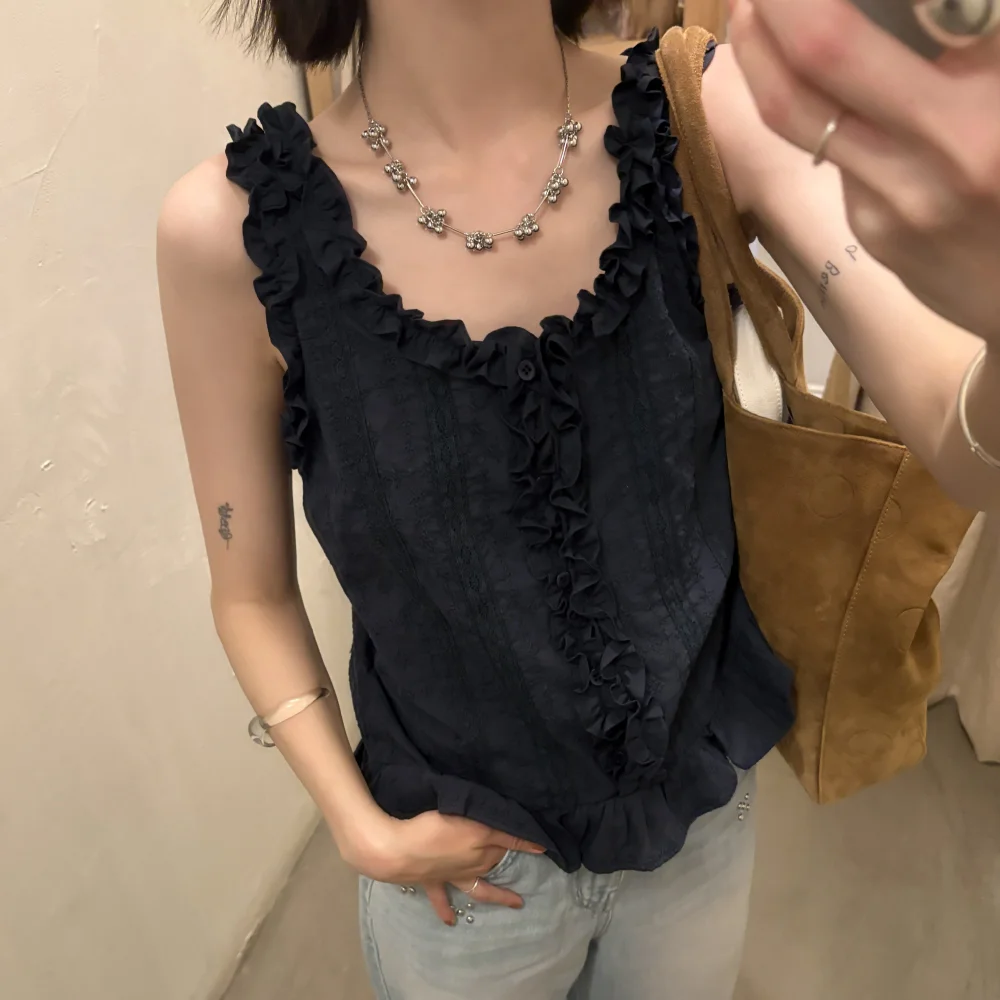 Villa Jacquard Sleeveless Blouse (Navy)