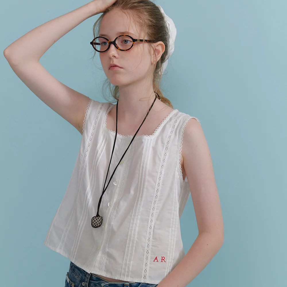 (3次_)Square neck lace sleeveless blouse_ivory