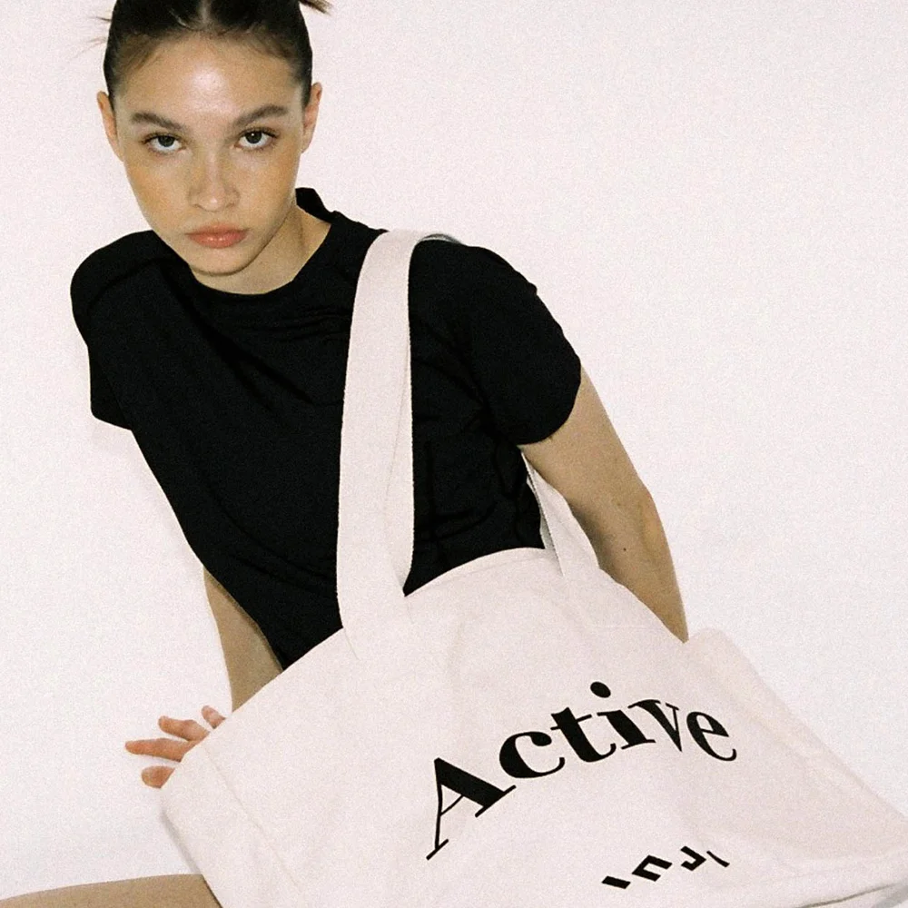 INJIACTIVE TOTE BAG 奶油