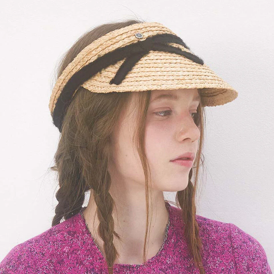 Jane Straw Sunvior