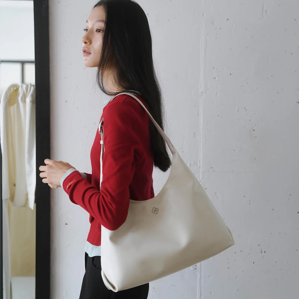 Ivy 皮革 Hobo Bag_象牙色