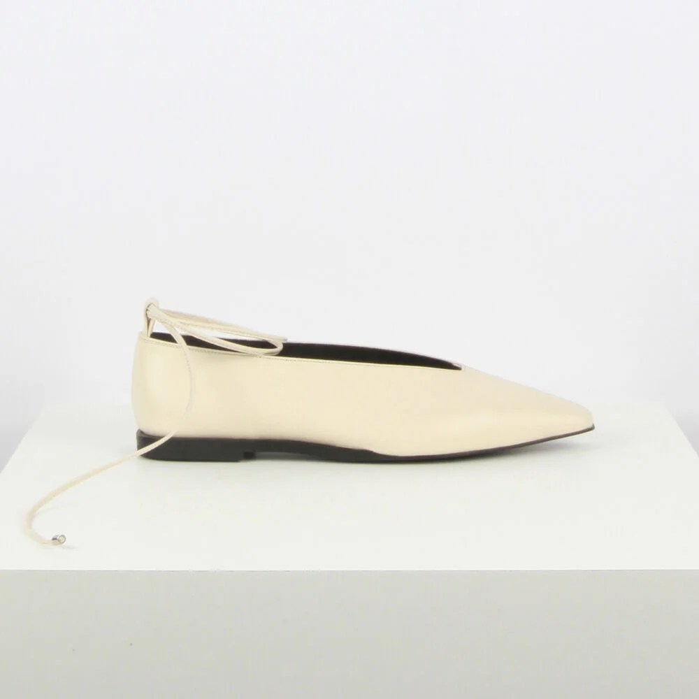 Miel Flat Leather Cream Beige