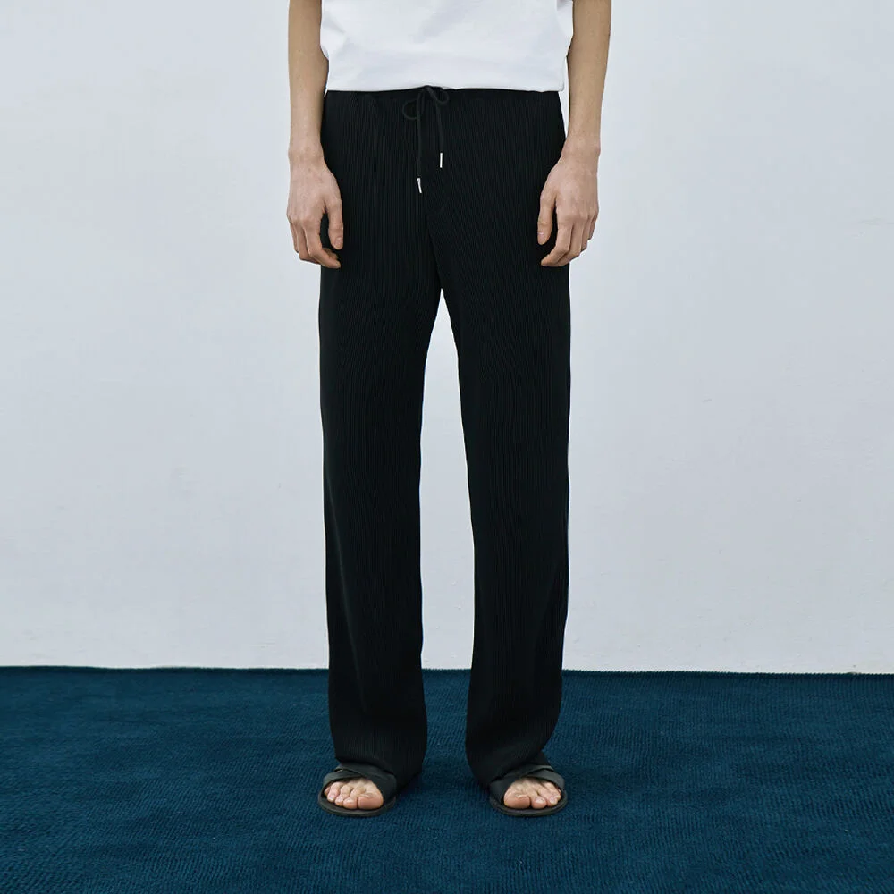 Hyeon kim x Array(ed) Semi wide banding pleats pants