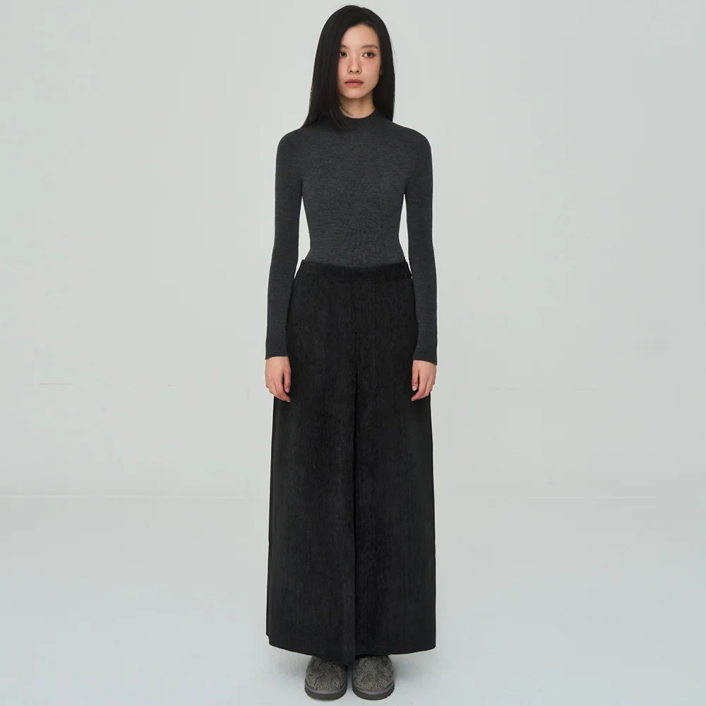 Thick Long H Black Skirt