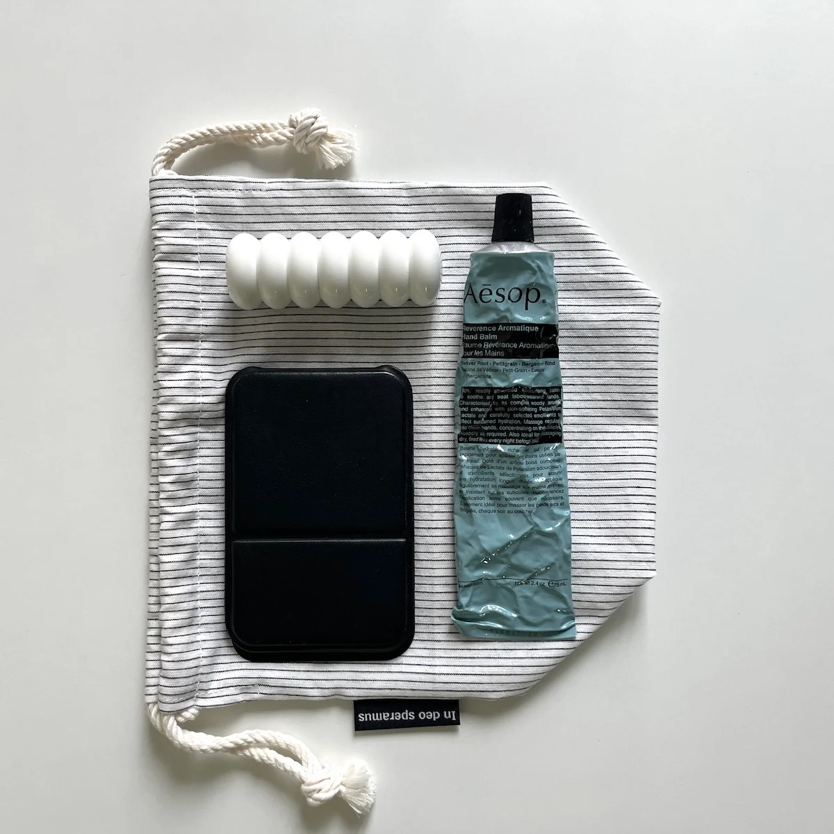 淺 白色 束繩 化妝袋