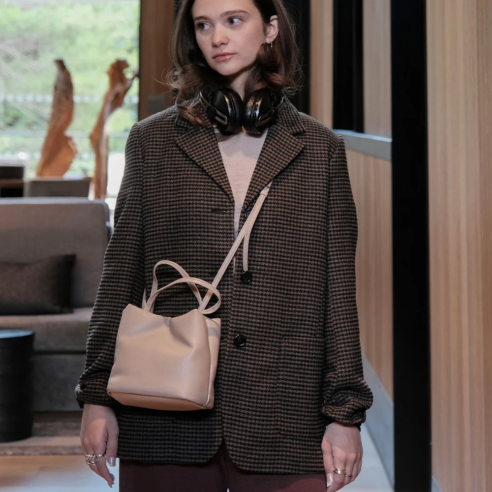 clover puffy BAG - beige
