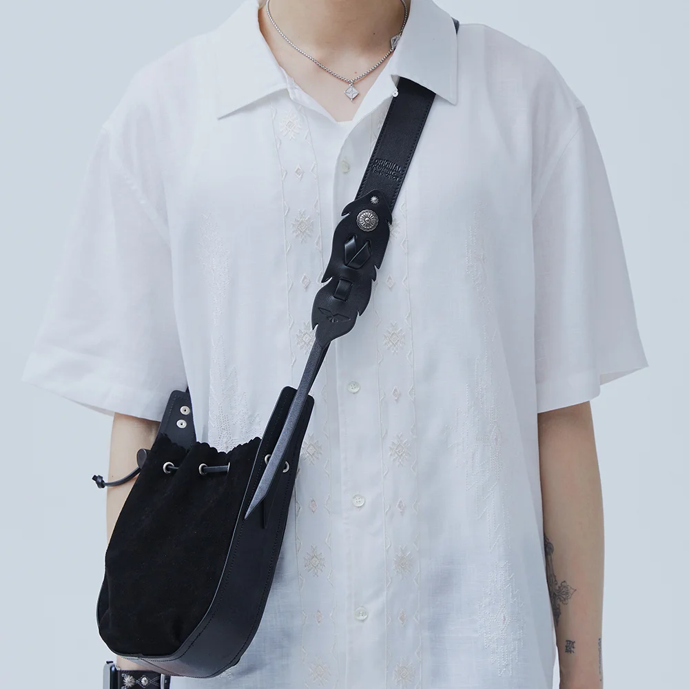 Madison Leather Shoulder Bag Black