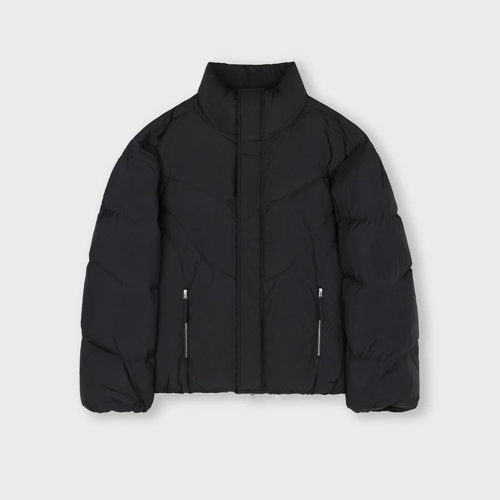 CURVED LINE SHORT PUFFER DOWN BLACK