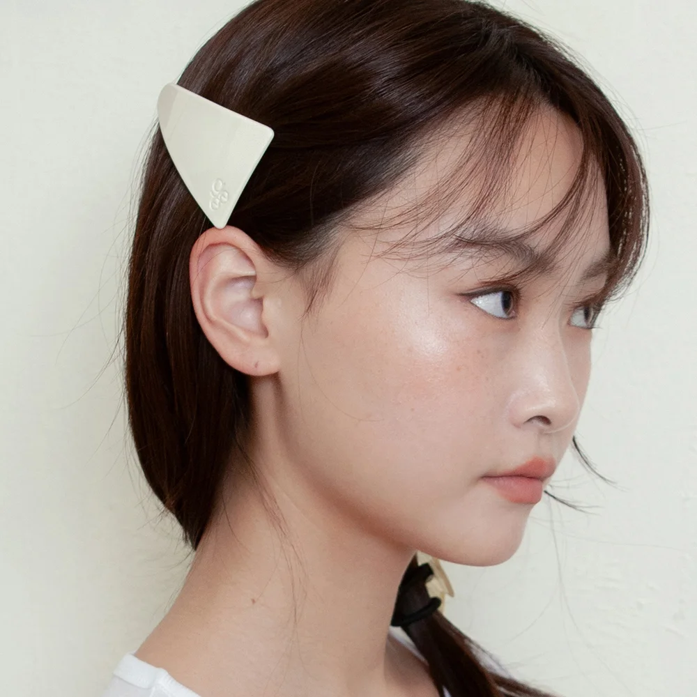 triangle hair pin - ivory