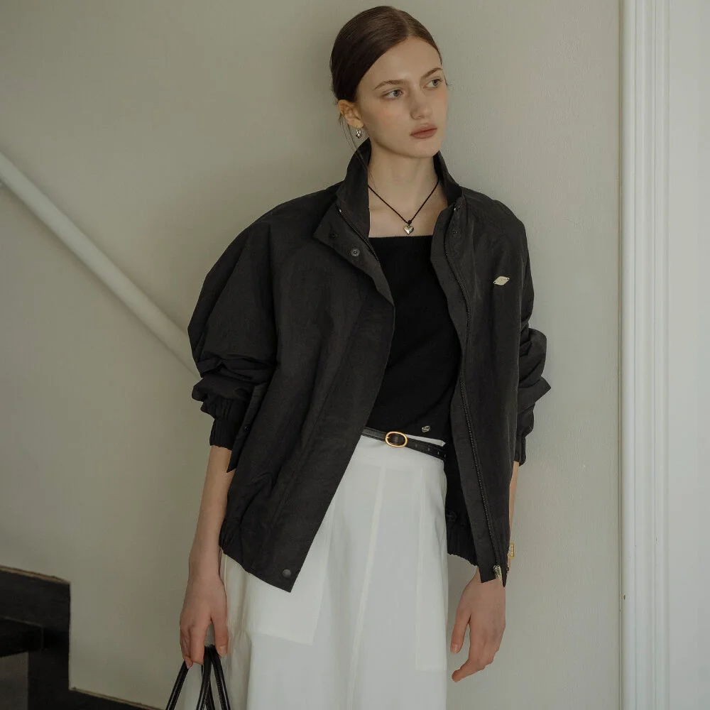 Crispy compact wind breaker jumper_Black