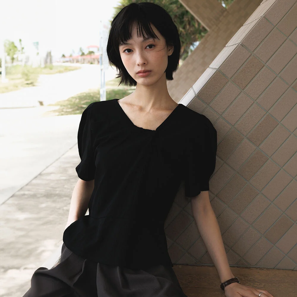 Unbalanced Twist Blouse