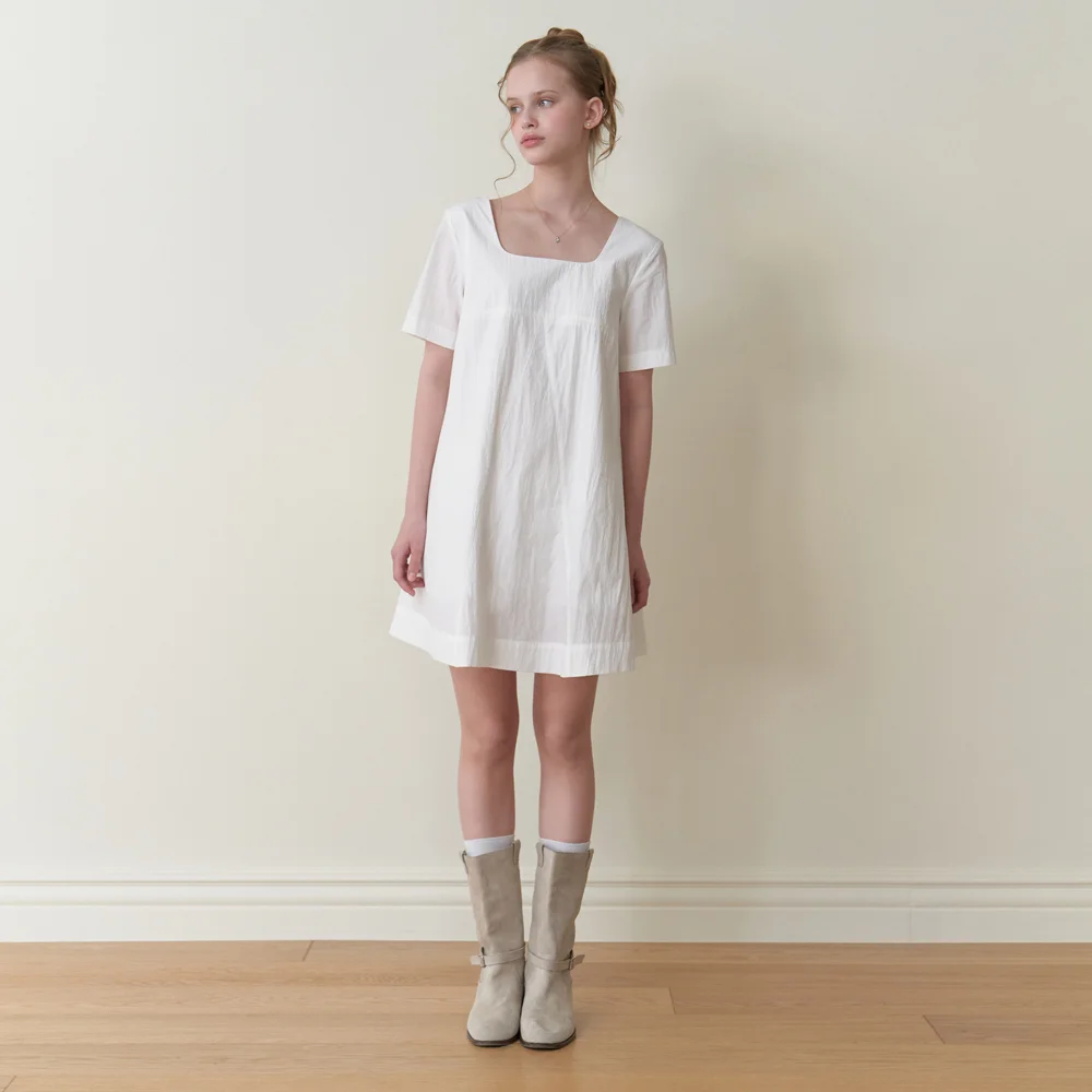 Heart button mini dress (white)