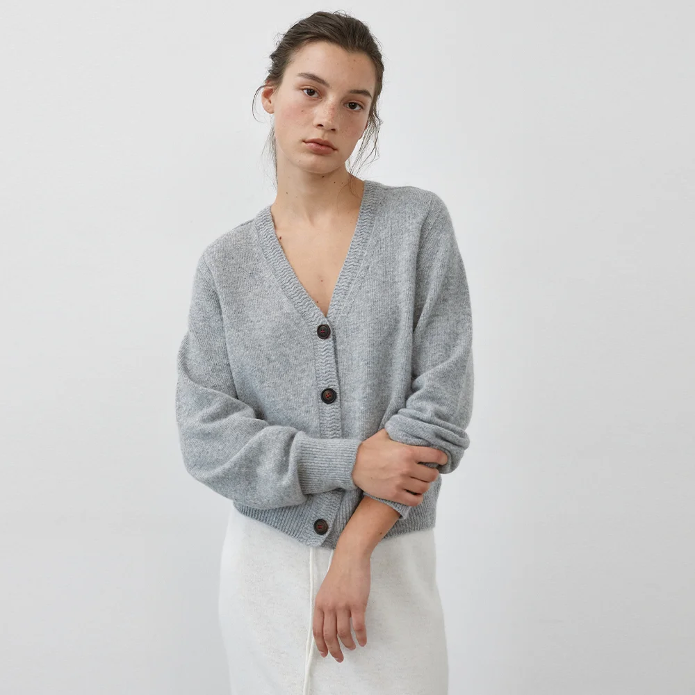 Signature Basic Cardigan (Light Grey)