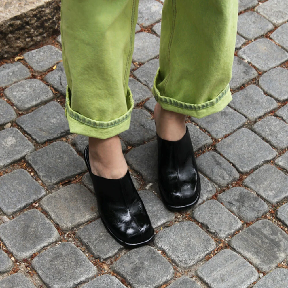 Julie Mules Leather Black