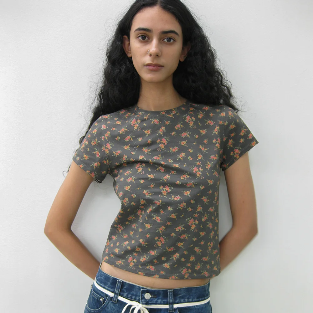 FLORAL PRINTED SHORT SLEEVE TEE_BROWN