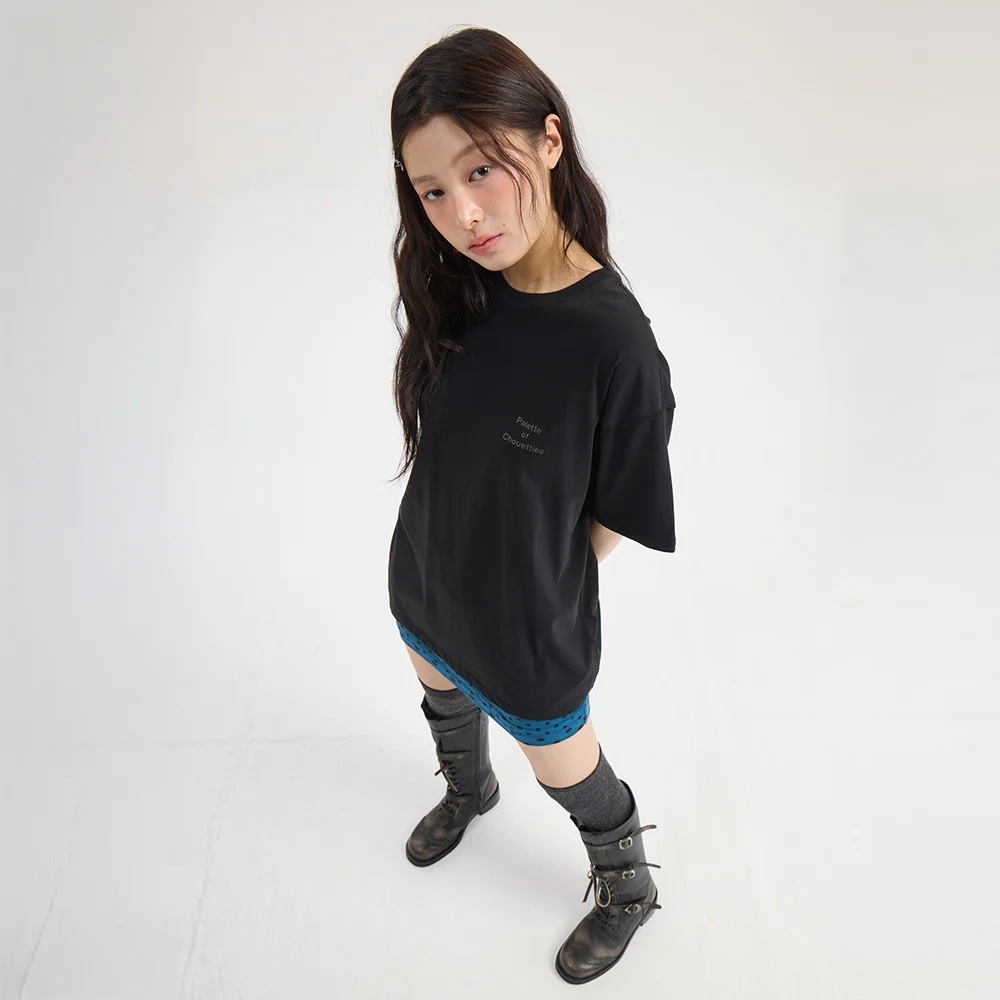 Chouetties by LUCKY CHOUETTE Suit Back Slit Loose Fit Short Sleeve T-Shirt (black) LATAX26420BKX