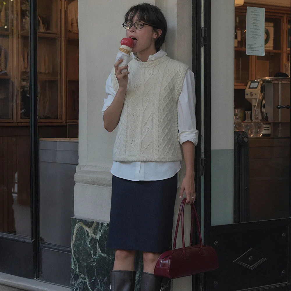 Modern A-line midi skirt_navy
