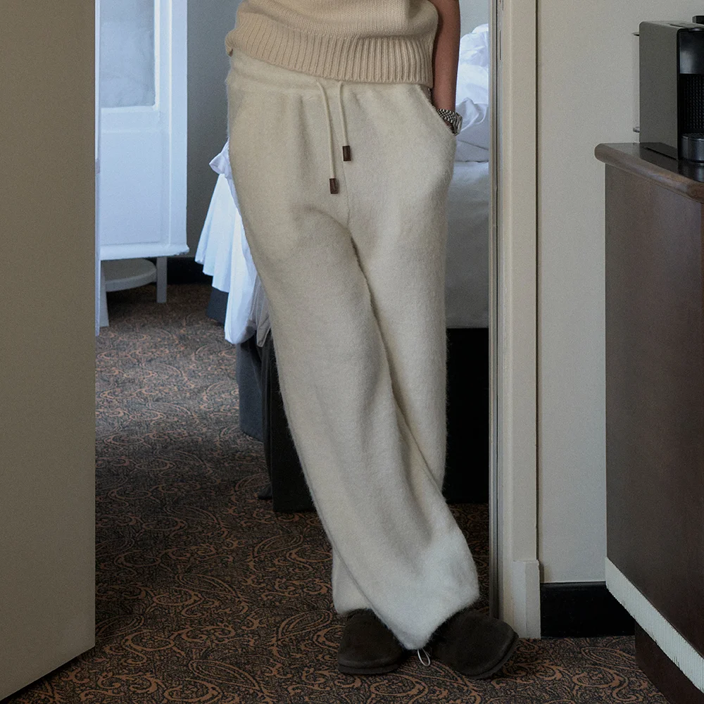 Hairy string pants_ivory