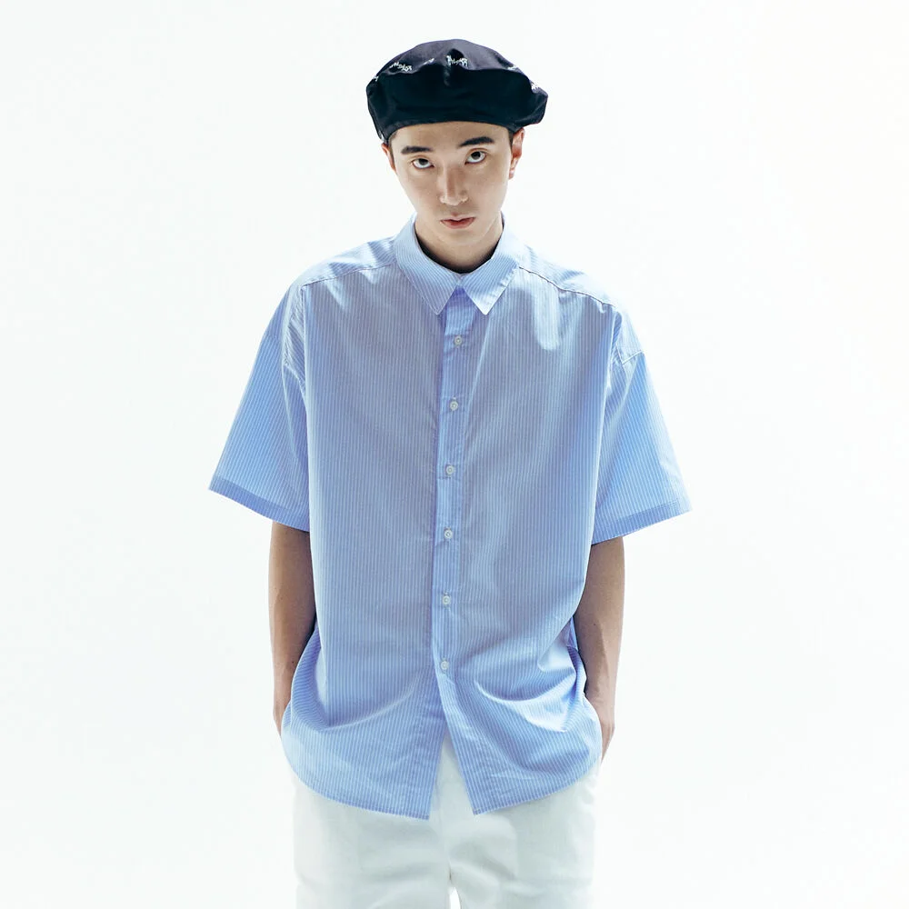OVER SIZE STRIPE HALF SHIRT