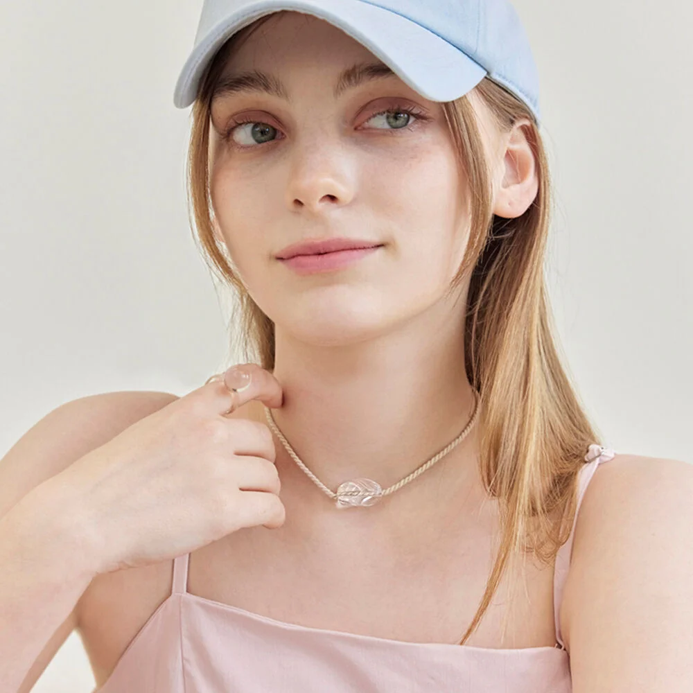 Acrylic String Necklace