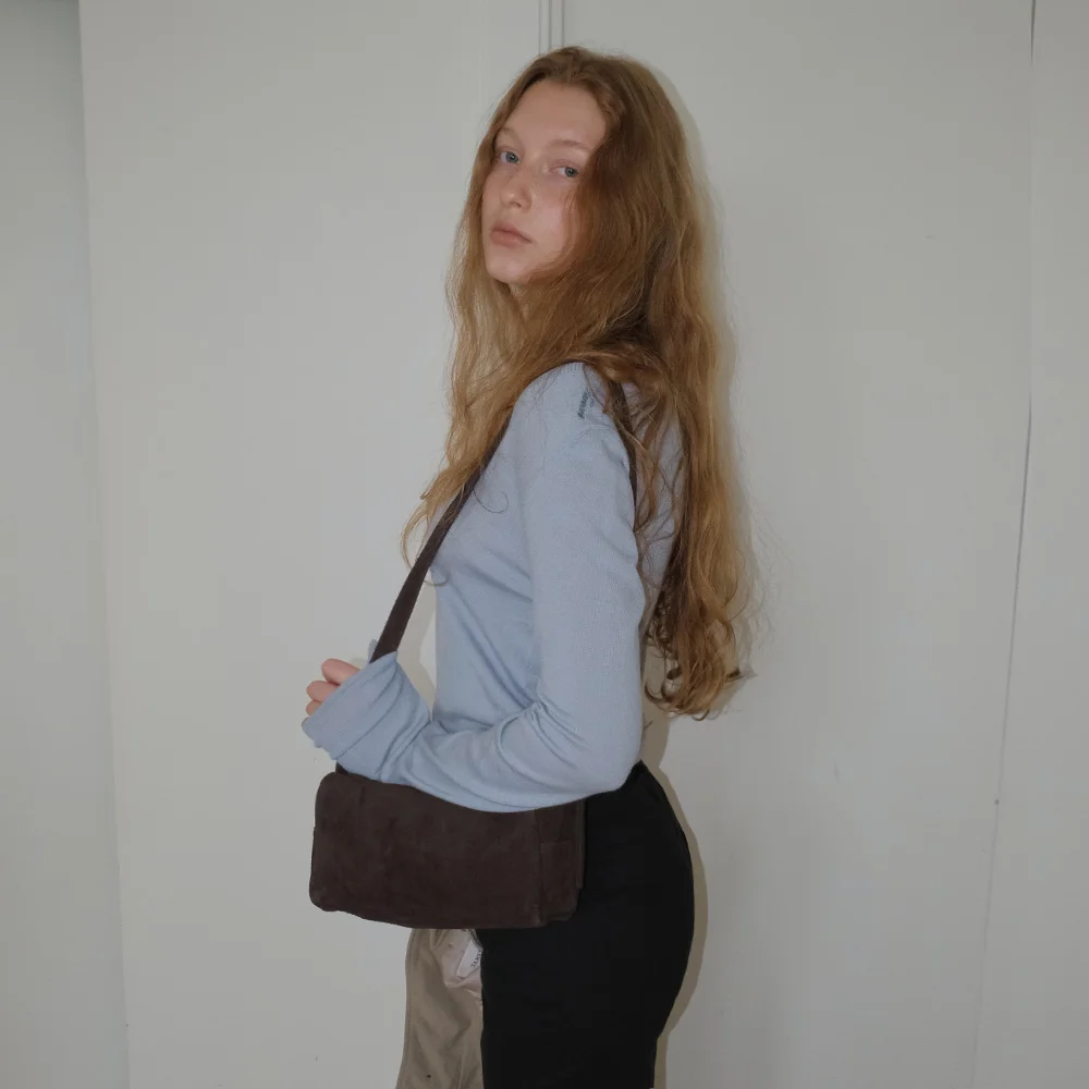 Veneta Suede shoulder Bag - brown