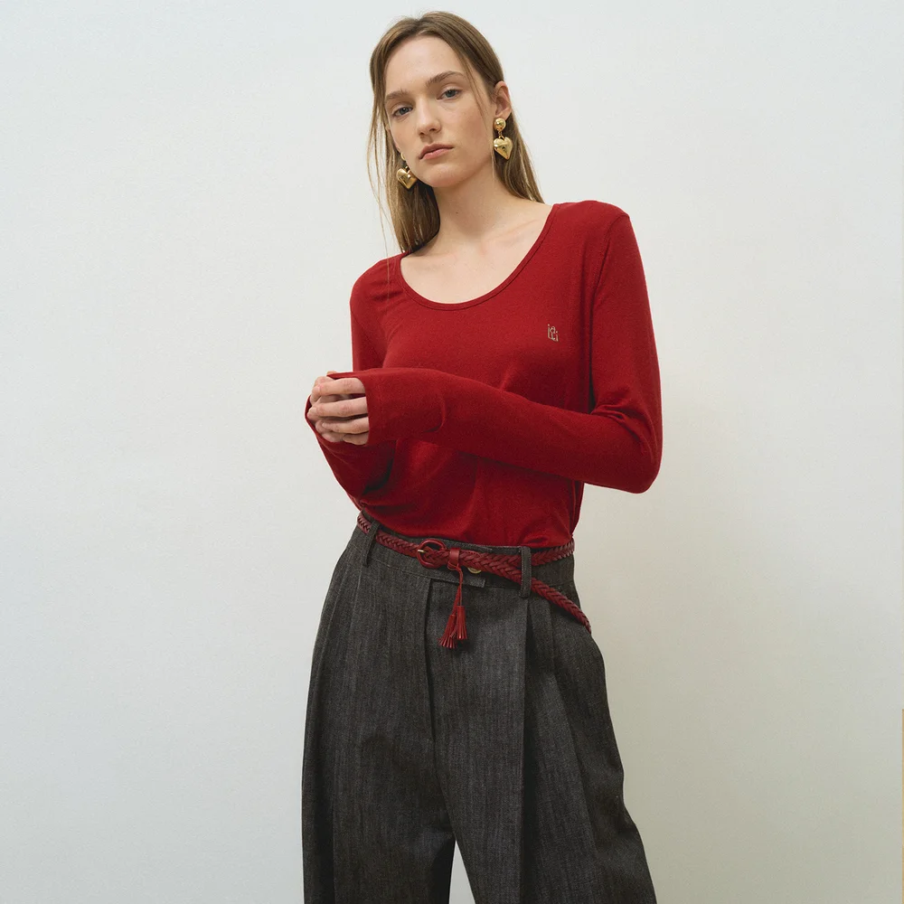 Tacit T Deep red
