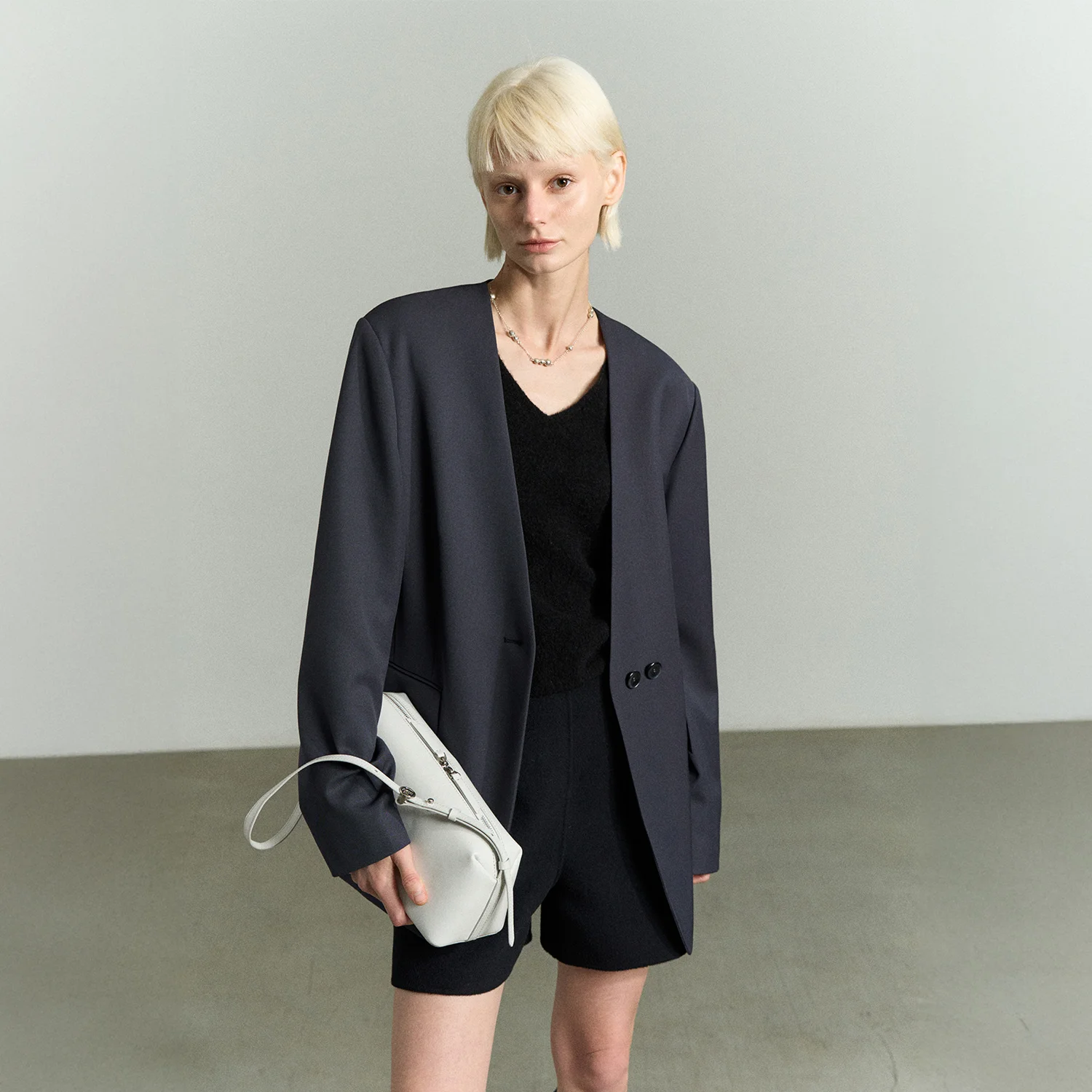 SHOULDER PADDED COLLARLESS JACKET