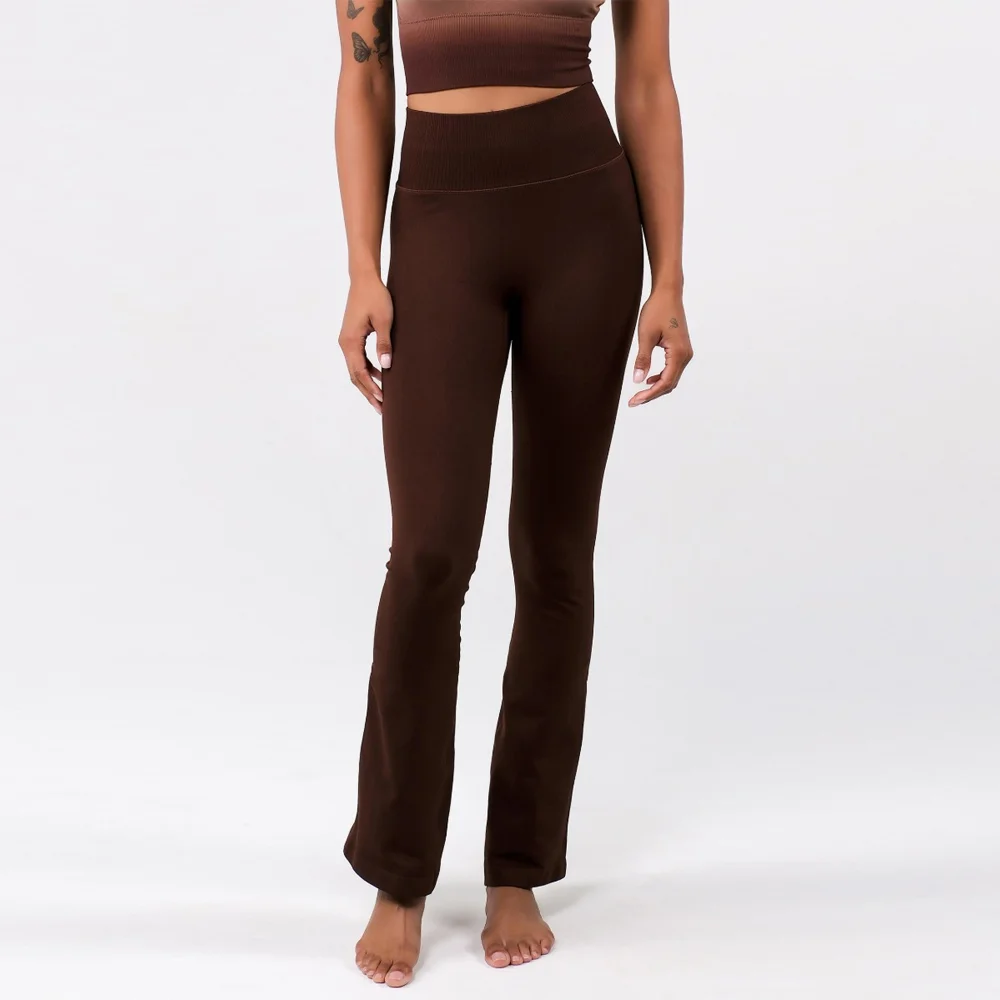 PL413 SEAMLESS FLARE-FIT LEGGINGS BROWN