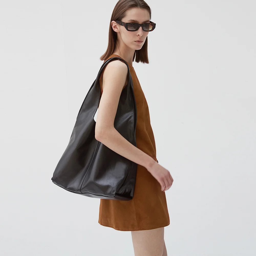 Nappa lambskin Hobo bag_Black