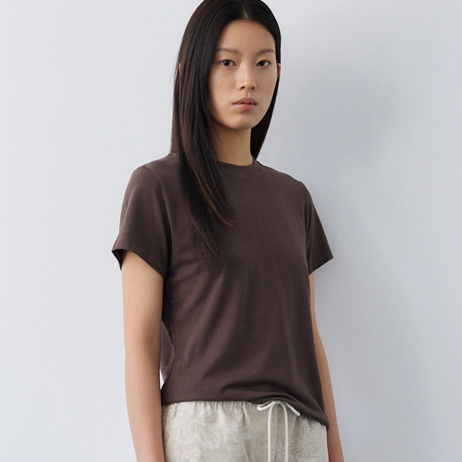 Basic T-Shirt-Brown