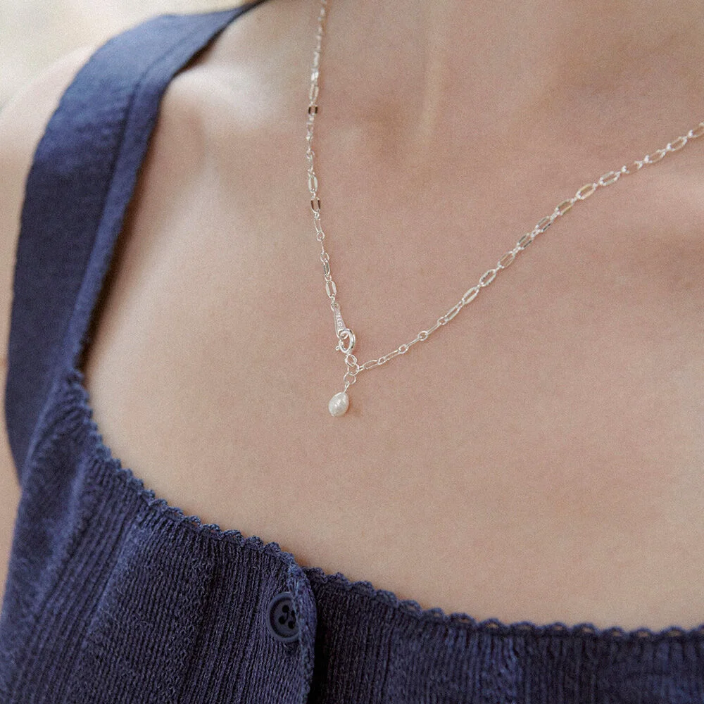Two-Way Freshwater Pearl Chain Necklace. NB1730