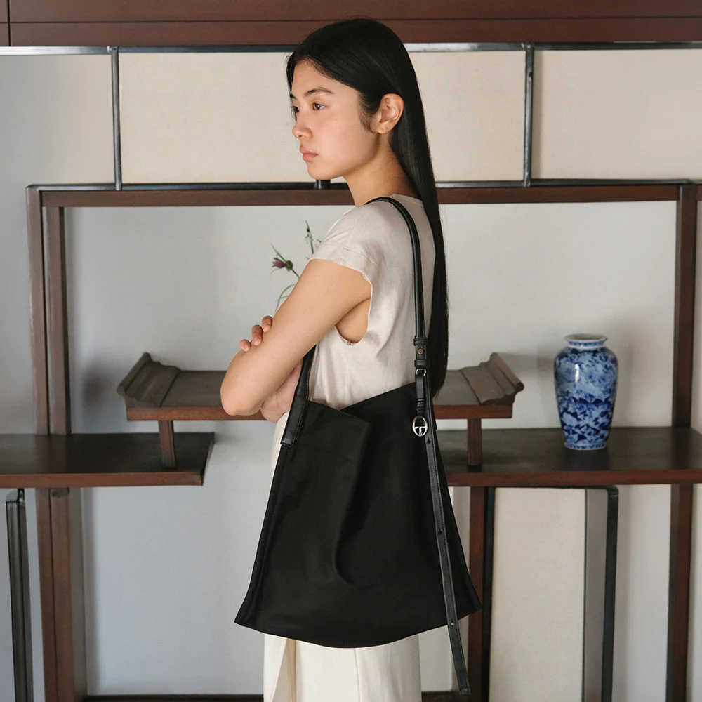 Tapis Shoulder Black F047_10