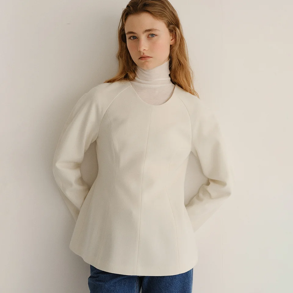 wool silhouette blouse (ivory)