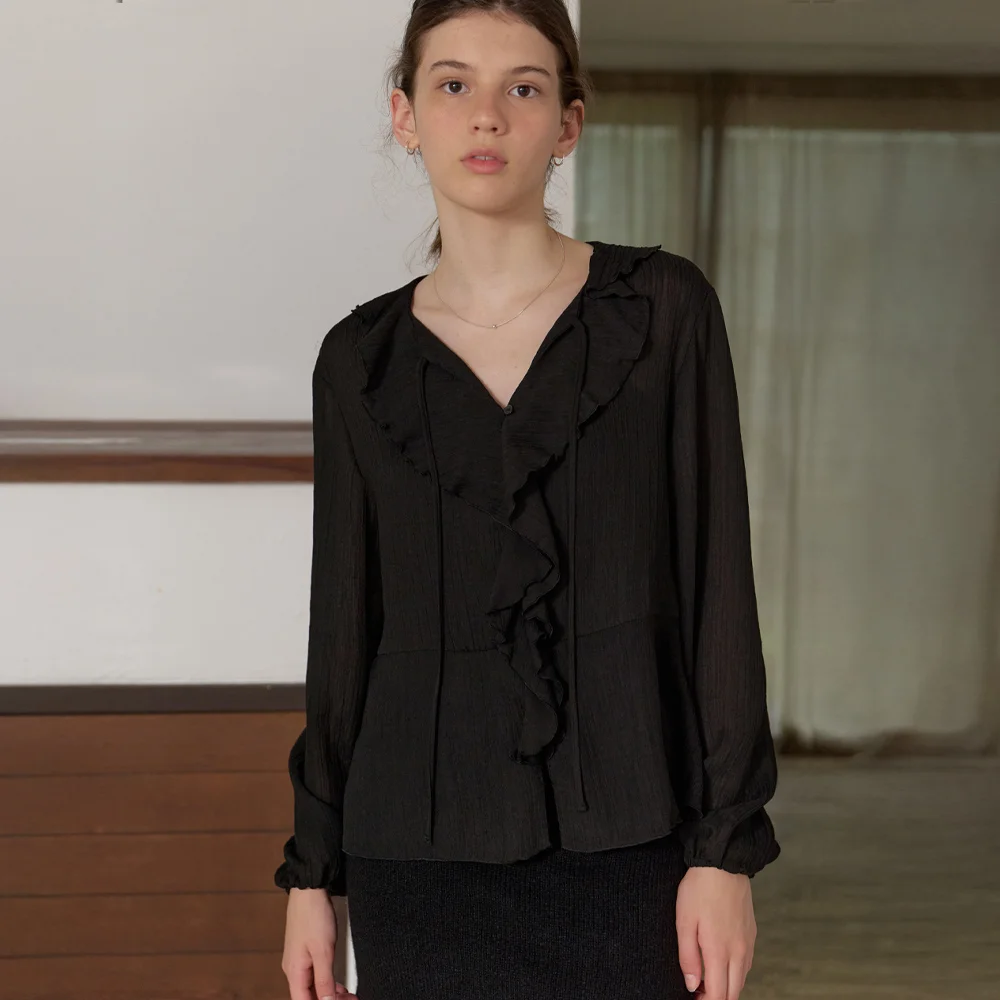 Freya ruffle blouse (black)