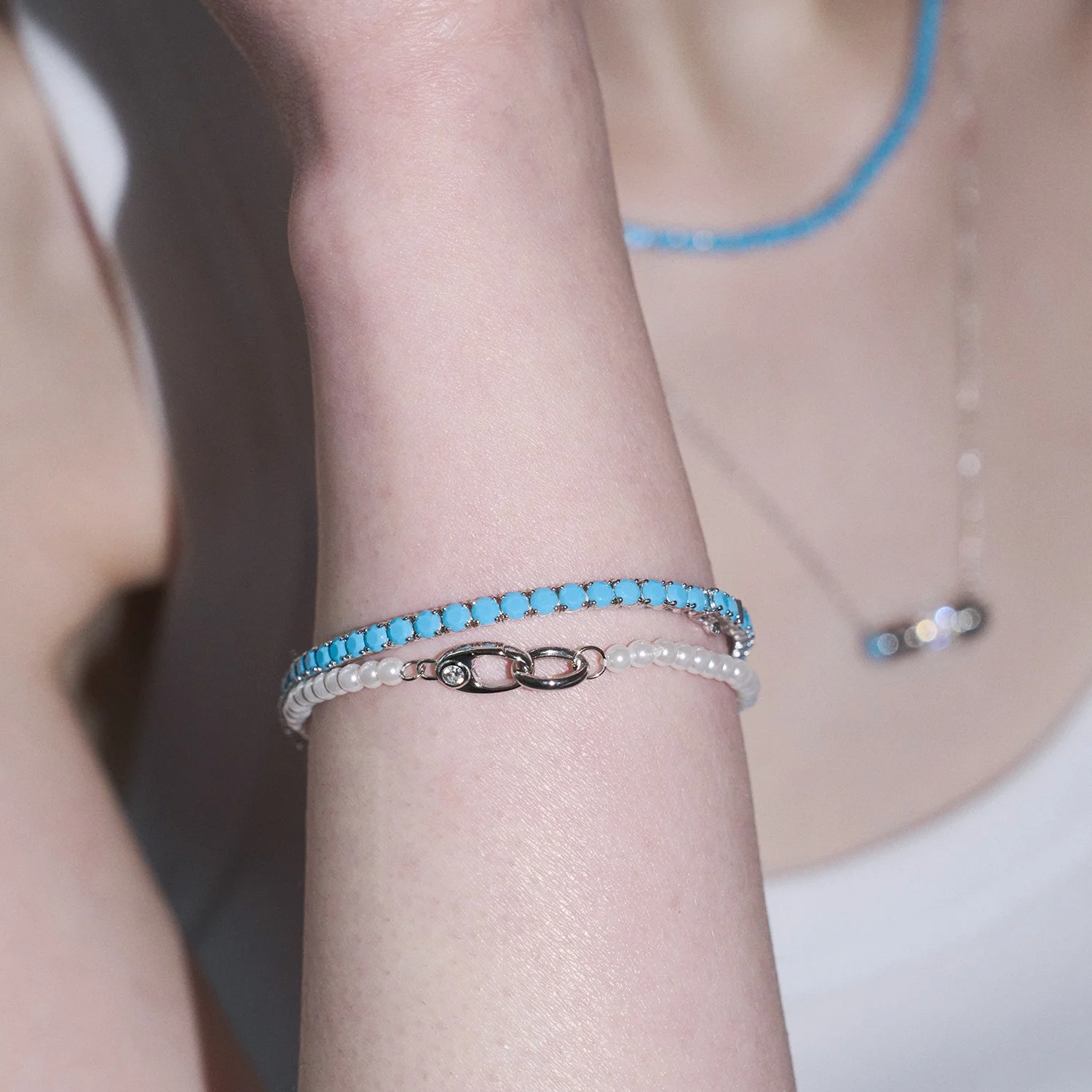 PEARL LINK B