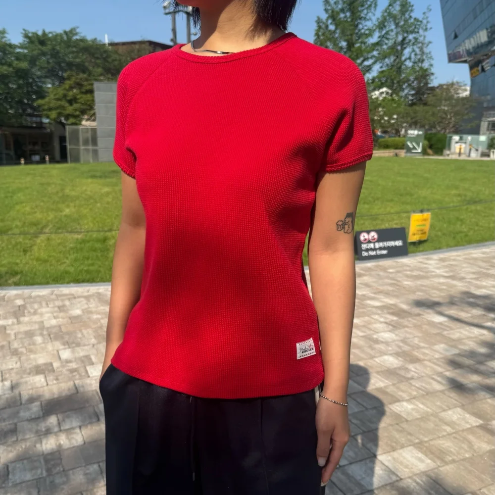 PETITE WAFFLE TOP / RED