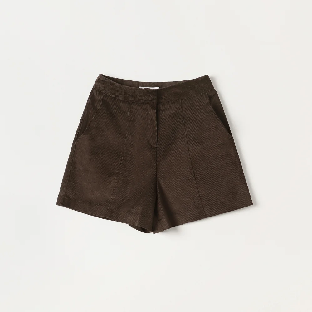 Center Corduroy Short Pants (Brown)