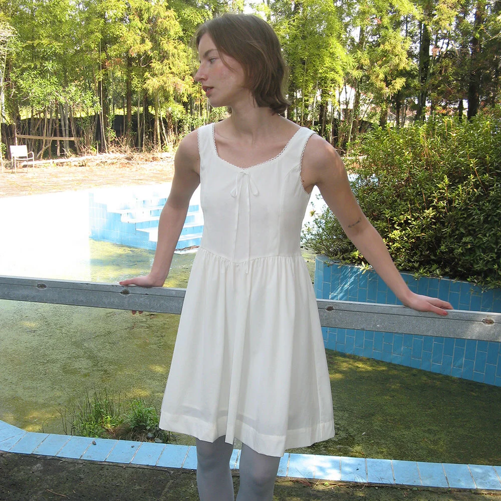 Round Shirring Sleeveless Dress (Cream)