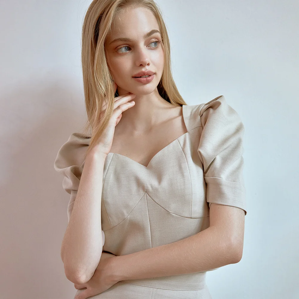 Amy volume blouse (beige)