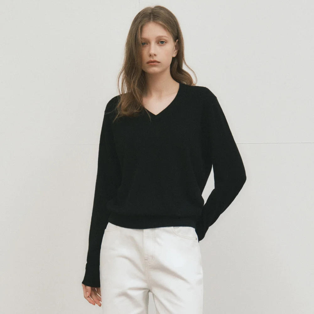 Loe Angora Blend V-neck Knit_BLACK(WC25-KN44)
