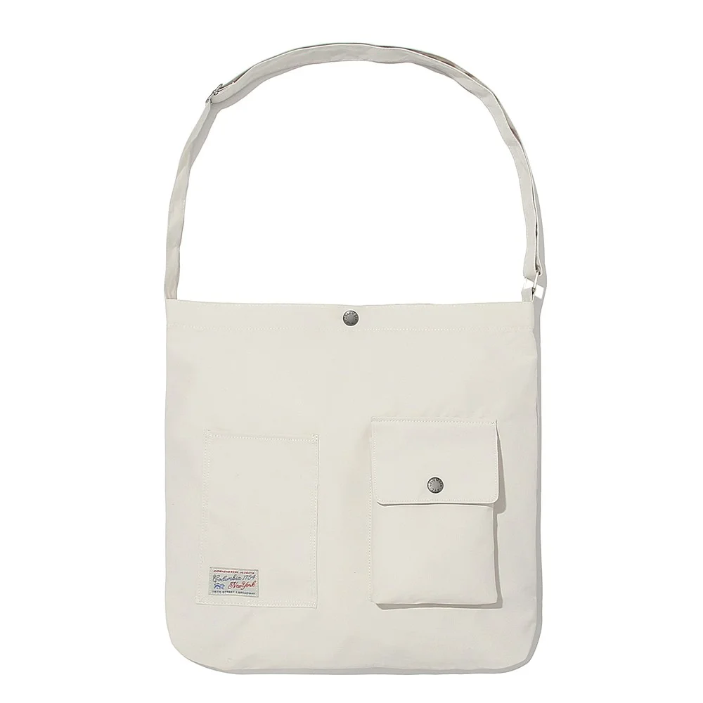SL-LABEL FRONT POCKET CROSS BAG 灰米