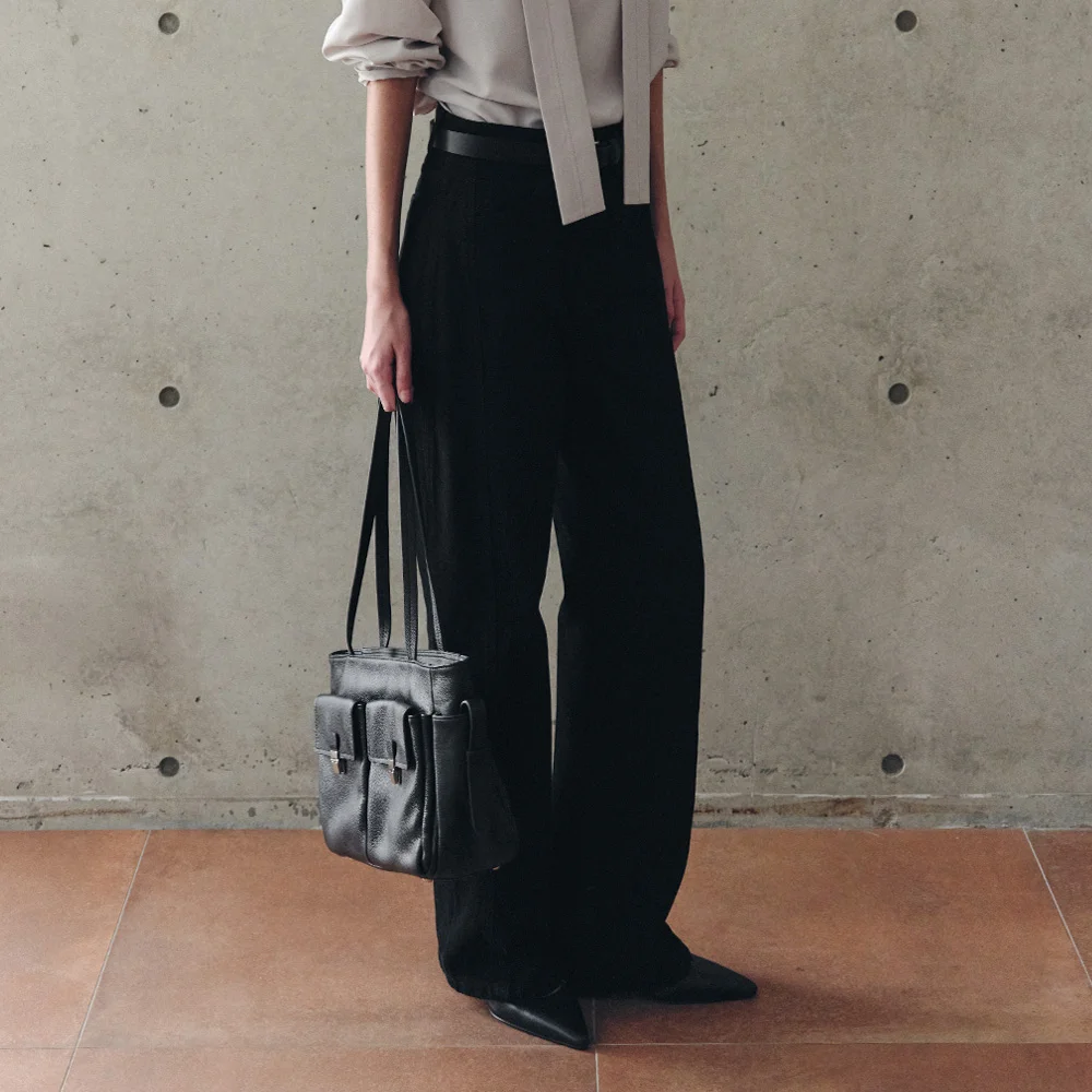 Rion Side Panel Loose Denim (Black)