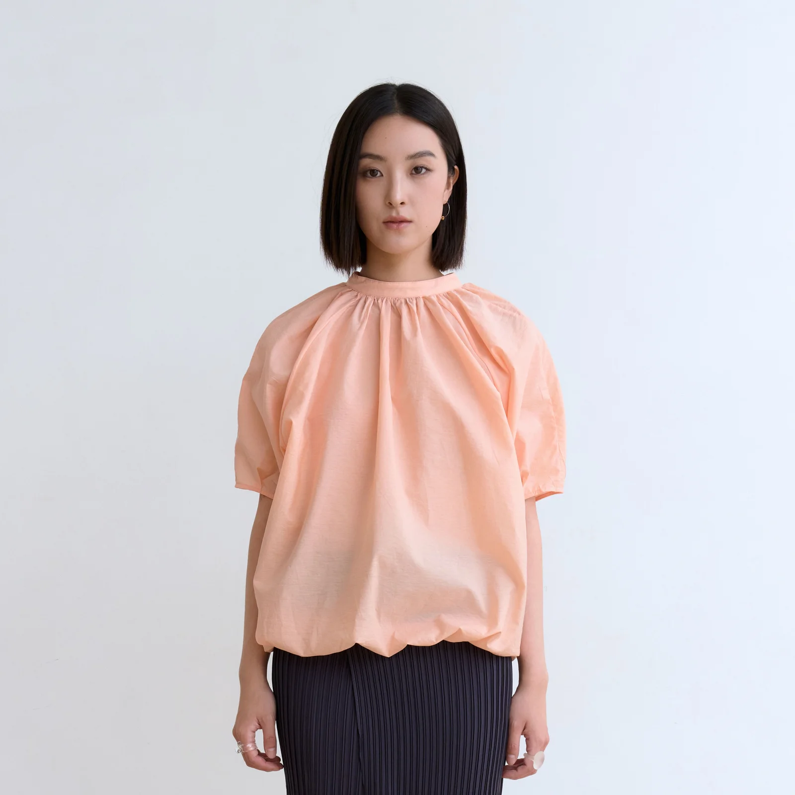 SHIRRED VOLUME BLOUSE (APRICOT)