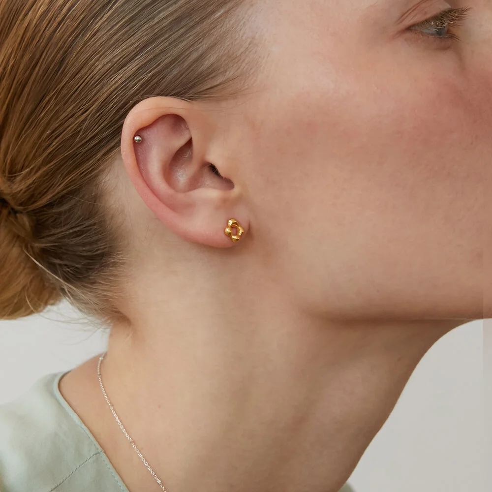 square stud earrings