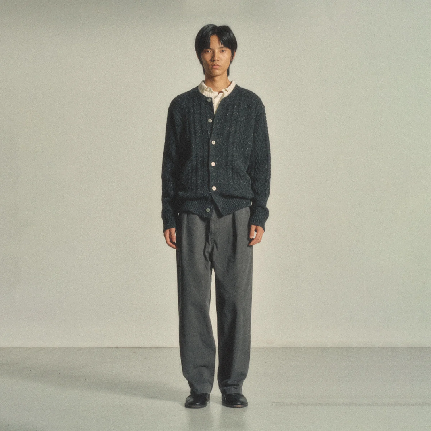 Fisherman Cable Cardigan_ Choco Charcoal