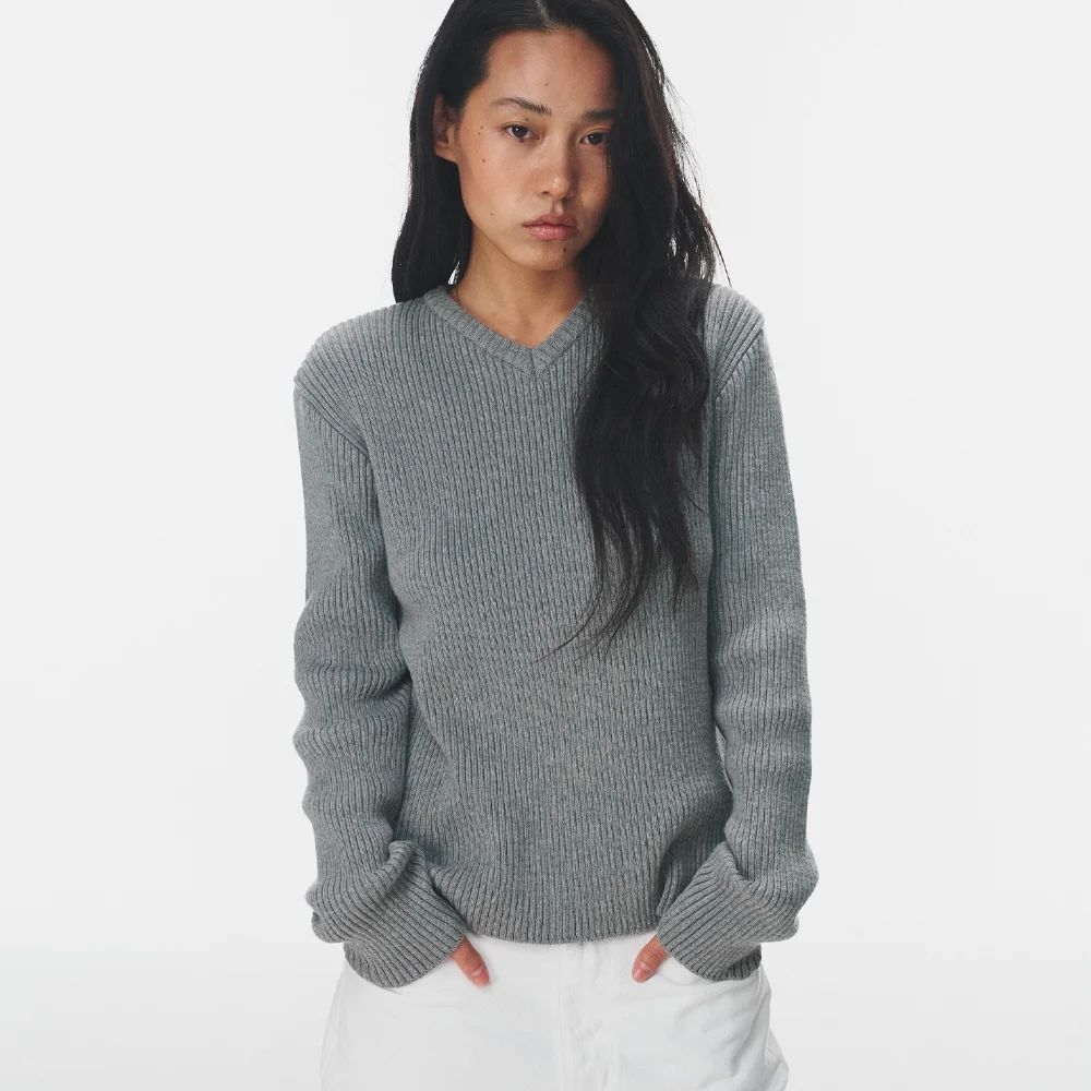 Dove v-neck knit (melange)