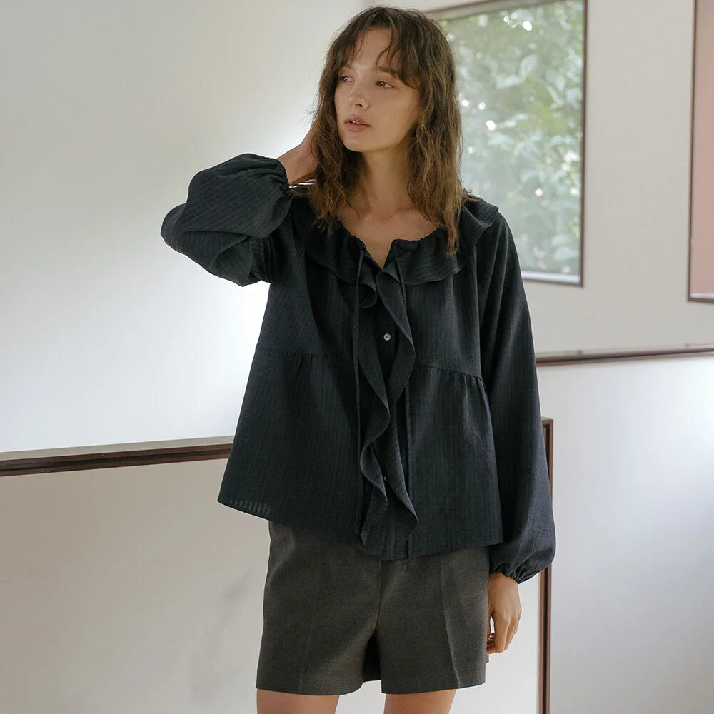 Embroidered ruffle string blouse _Navy