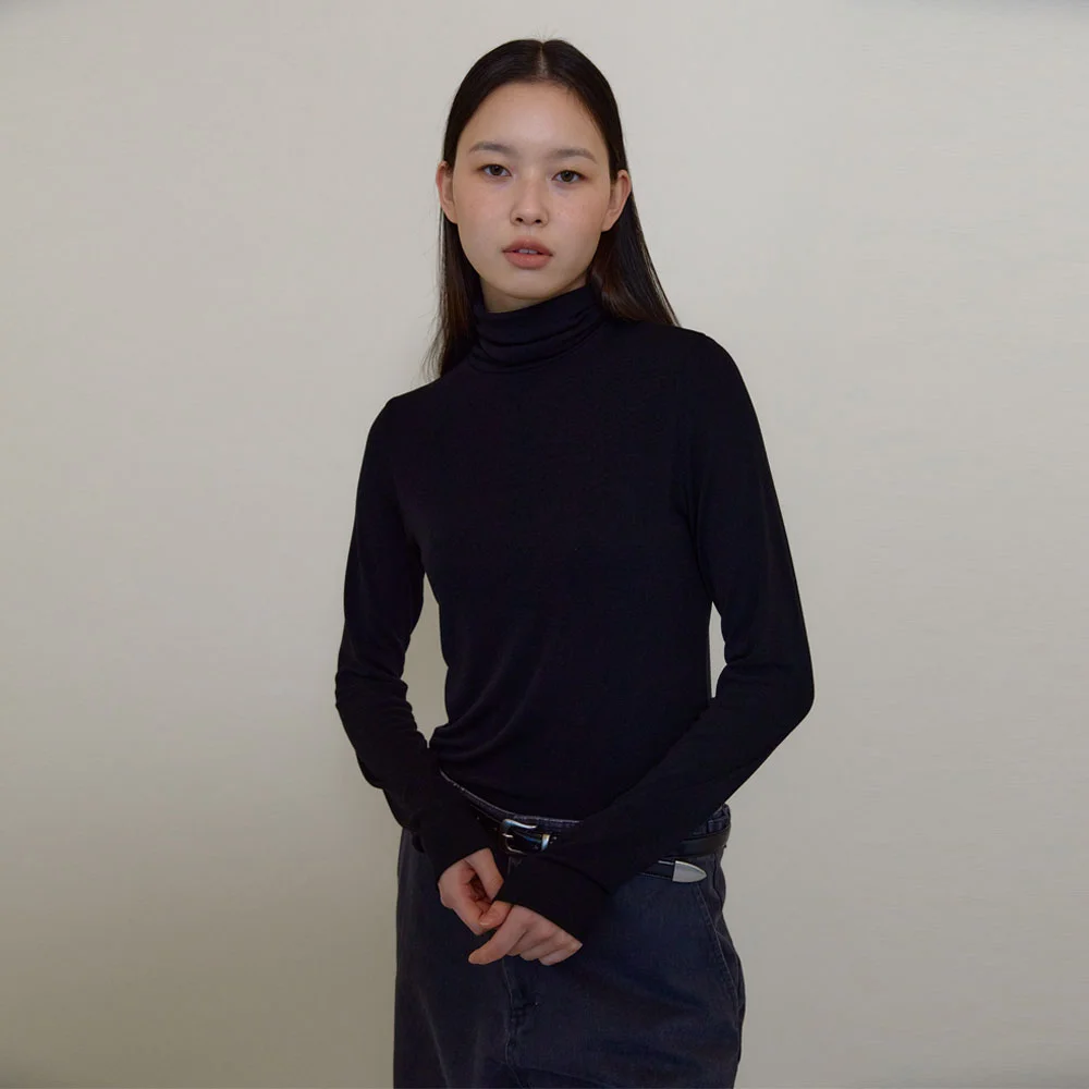 Classic Turtle neck T-shirts (Black)